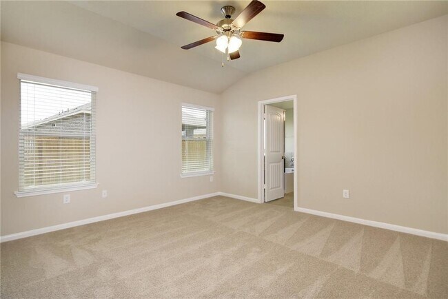 Building Photo - 843 Winnsboro Dr