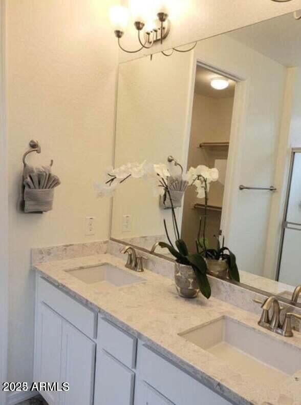 Building Photo - 1912 E Rosemary Dr