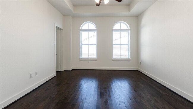 Building Photo - 2730 Freund St