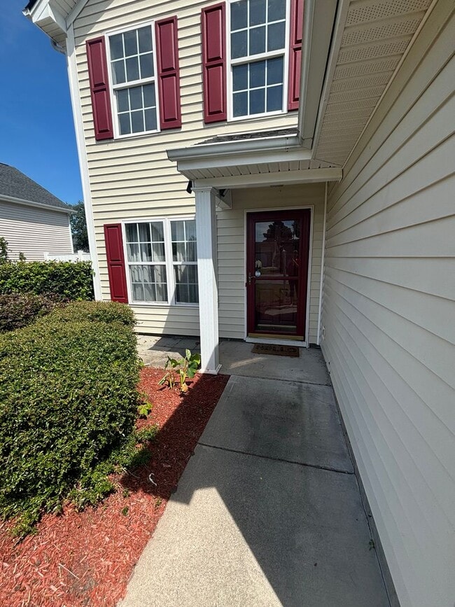 Building Photo - 4897 Southgate Pkwy