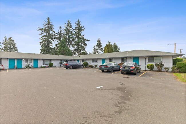 Building Photo - Candlewood