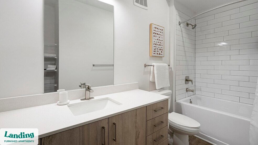 Building Photo - 2800 Milan Ct