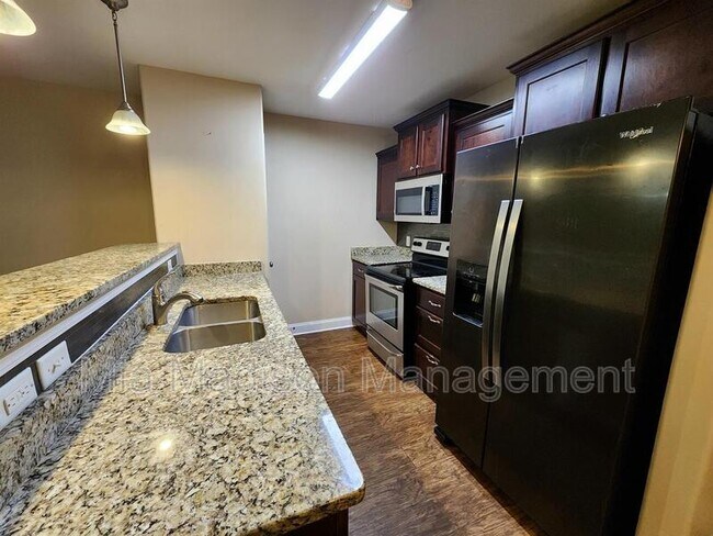 Building Photo - 11330 White Bluff Rd