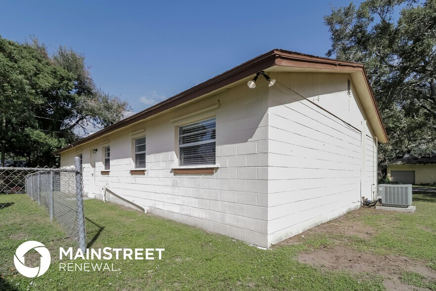 Building Photo - 501 14th St