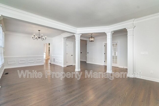 Building Photo - 4321 Esherwood Ln
