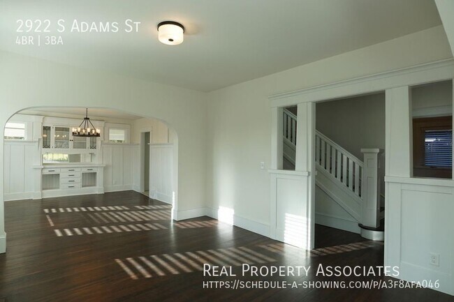 Building Photo - 2922 S Adams St