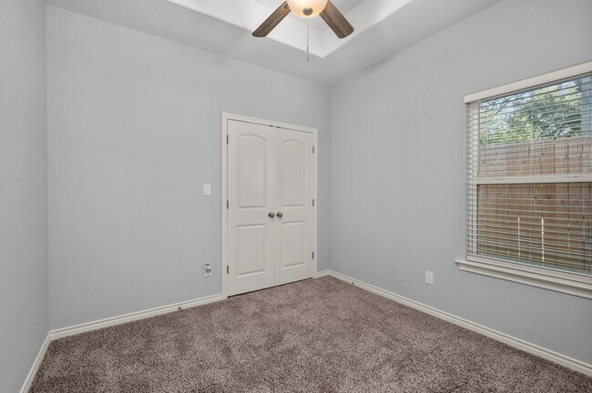 Building Photo - 1314 Antone St