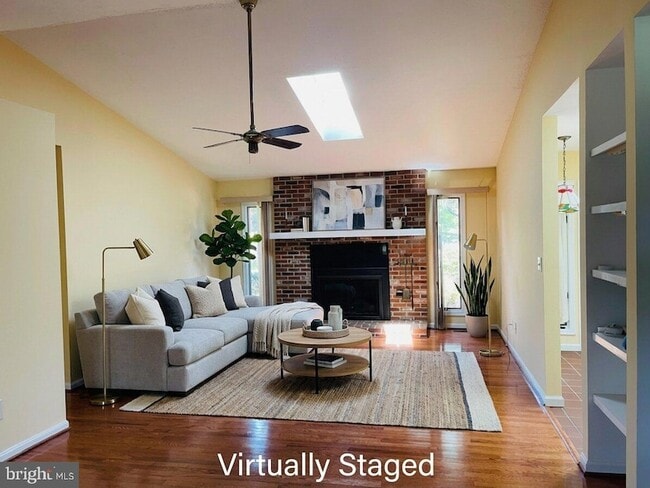 Building Photo - 200 Pine Valley Rd