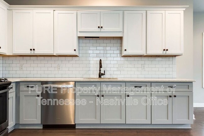 Building Photo - 7629 Veranda Ct