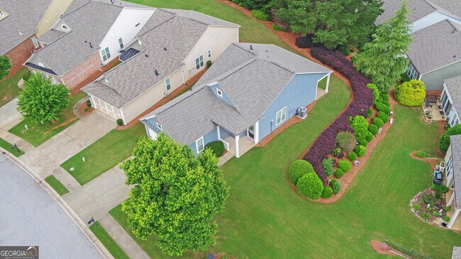 Building Photo - 6218 Azalea Way