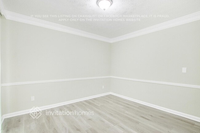 Building Photo - 1599 Clifton Downs Dr SE