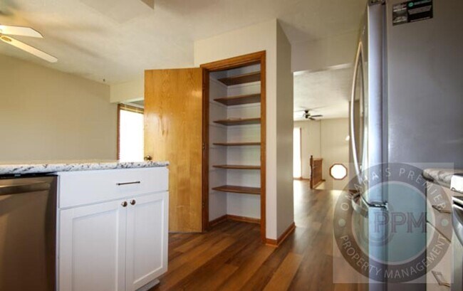 Building Photo - 6323 N 108th Ave Cir