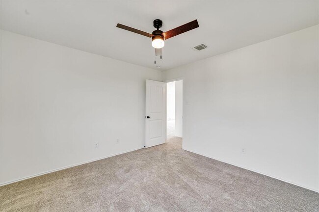 Building Photo - 1109 Ibis Falls Loop