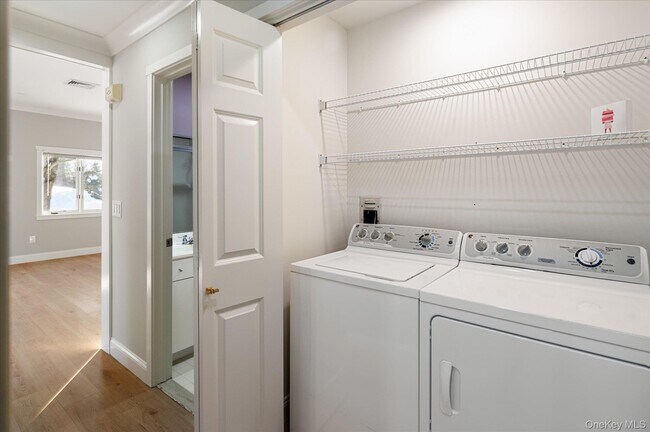 Building Photo - 785 Heritage Hills