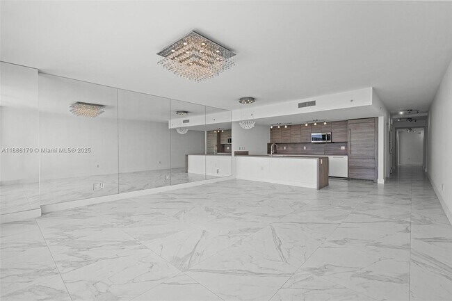 Building Photo - 400 Sunny Isles Blvd