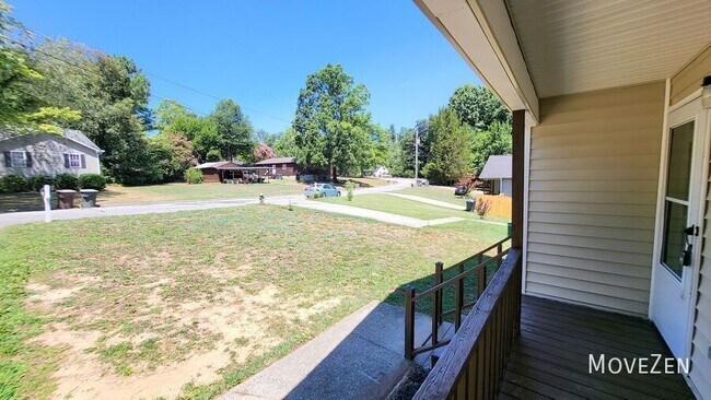Building Photo - 4006 Coltrain Rd