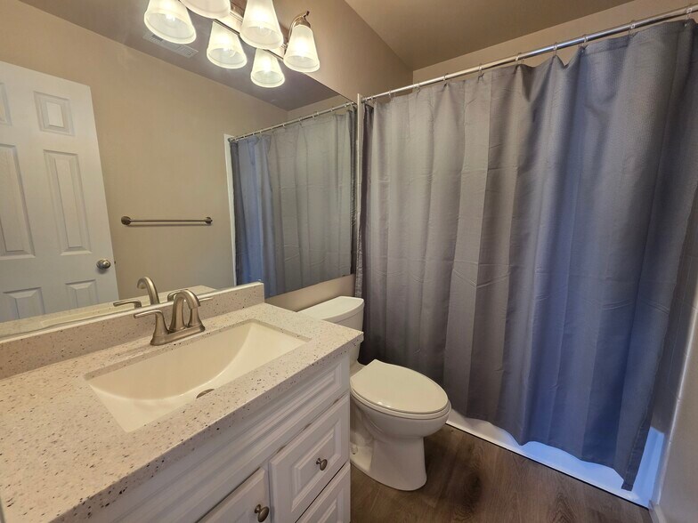 Building Photo - 971 Tampico Ct