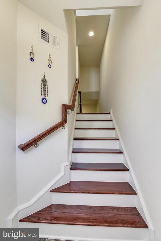 Building Photo - 22887 Lacey Oak Terrace