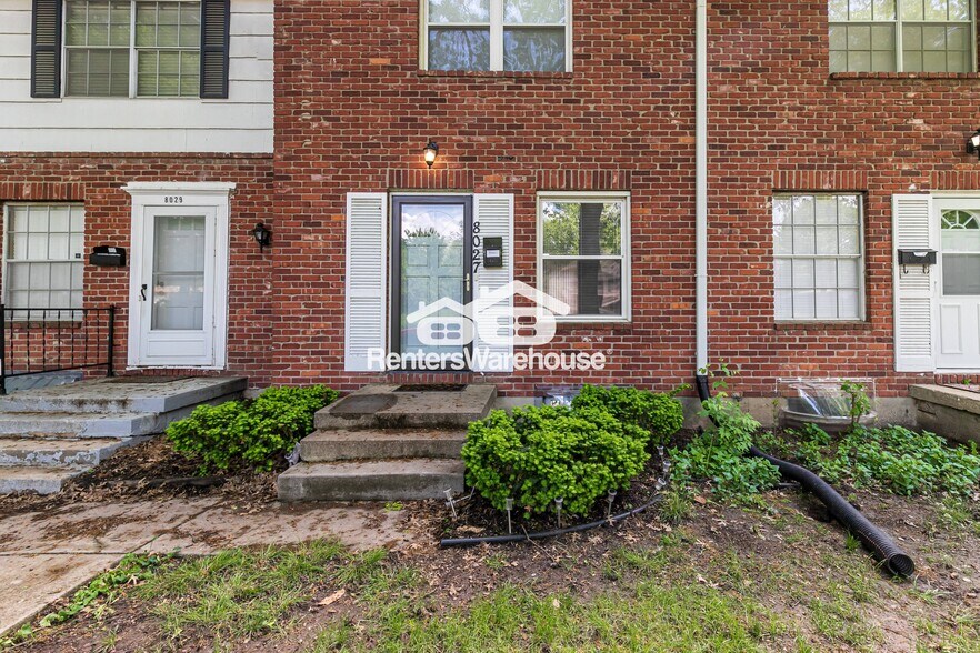 Primary Photo - 8027 E 88th St