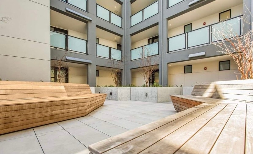 Building Photo - 580 Hayes St