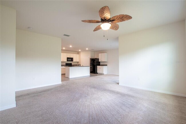 Building Photo - 35525 Stella Vast Dr