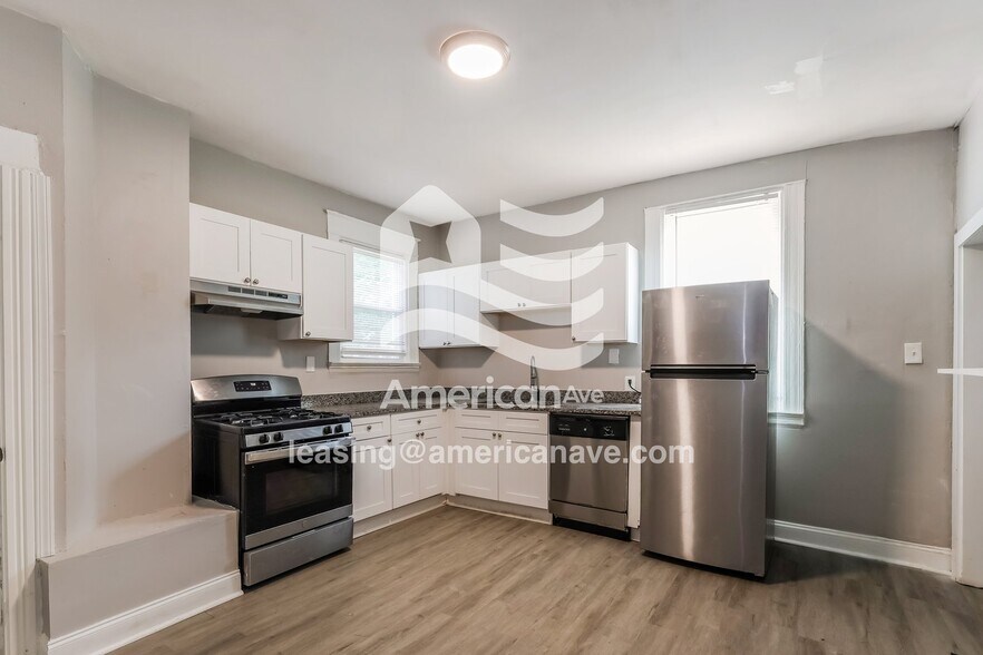 Building Photo - 760 Chateau Ave