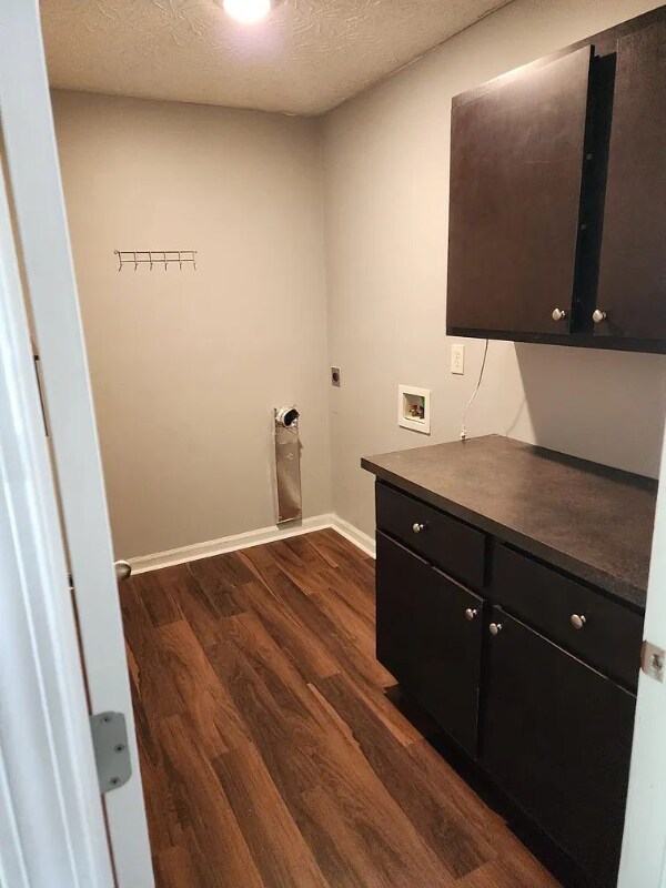 Building Photo - 1325 Harrington Ct