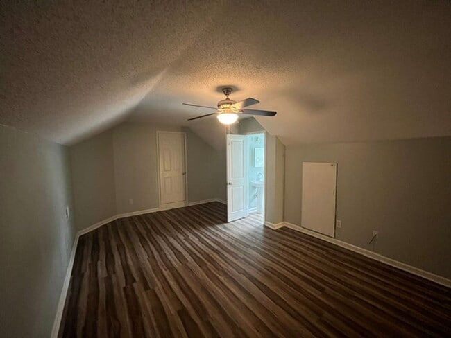 Building Photo - Beautiful 4 Bedroom 2 and a Half Bathroom in the Heart of Sherwood, AR
