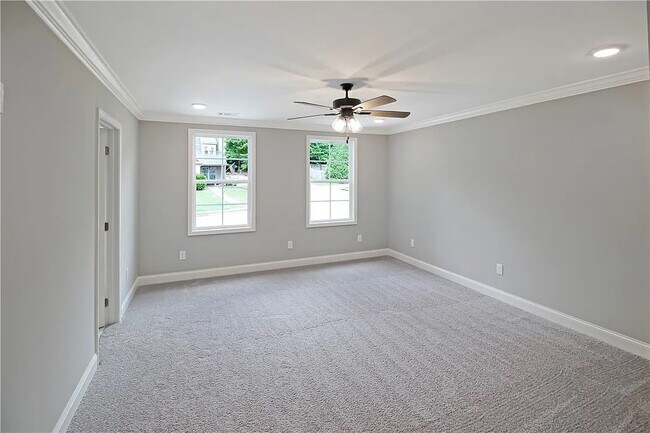 Building Photo - 373 Lightness Dr