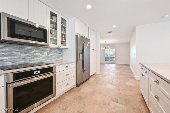 Building Photo - 508 Devils Ln