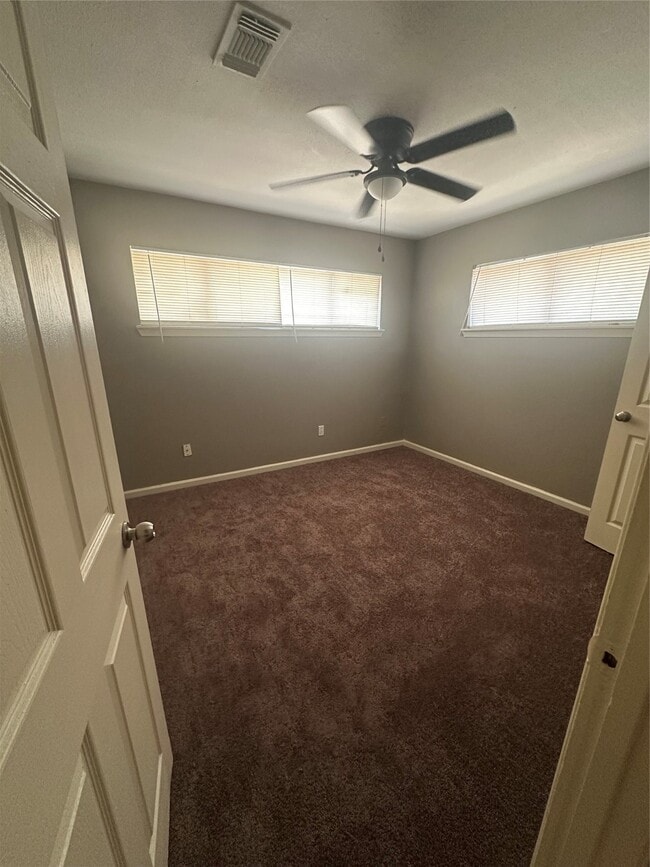 Building Photo - 5960 Ardmore St