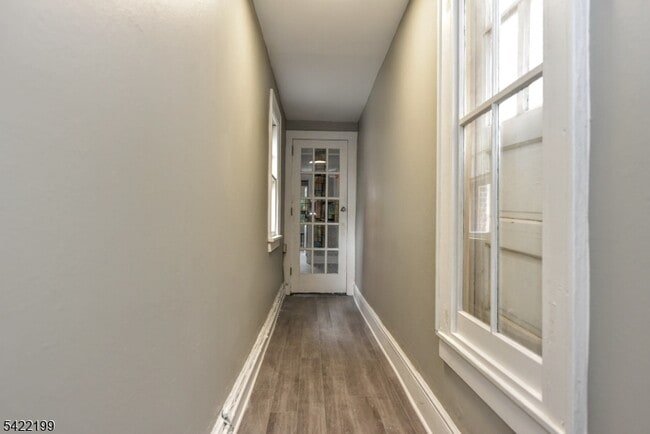 Building Photo - 36 Park Ave