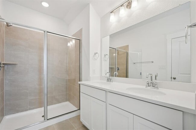 Building Photo - 152 Hartson Dr