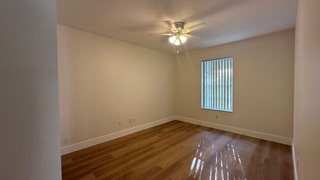 Building Photo - 935 Shriver Cir