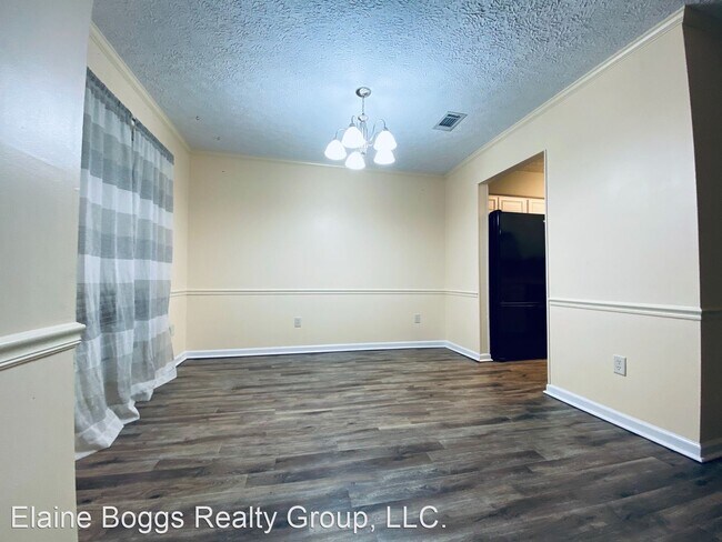 Building Photo - 3 br, 2 bath House - 302 Quail Run Drive