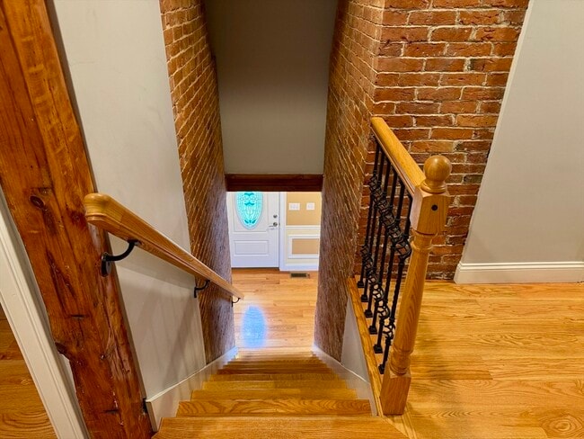 Building Photo - 722 Lowell St