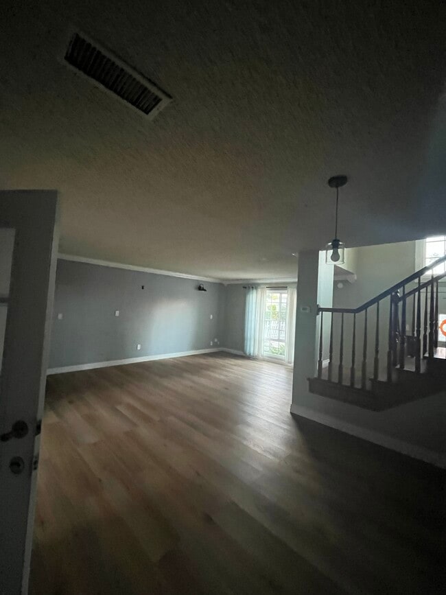 Building Photo - 22240 Wyandotte St