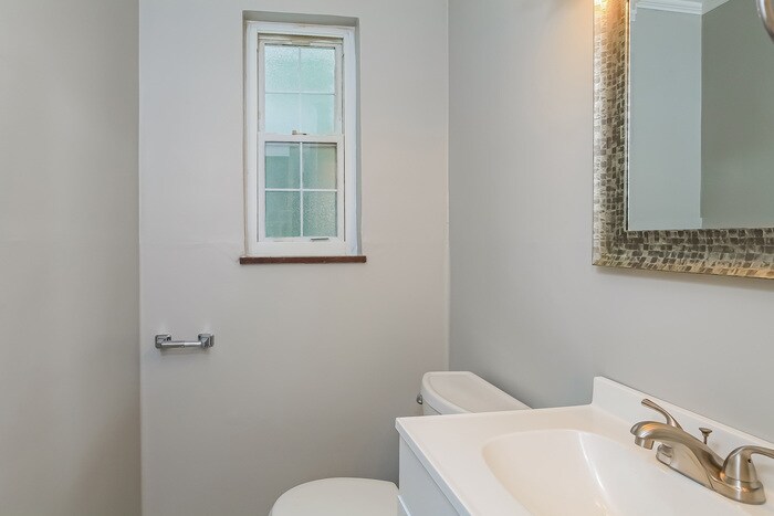 Building Photo - 4313 St Martins Pl
