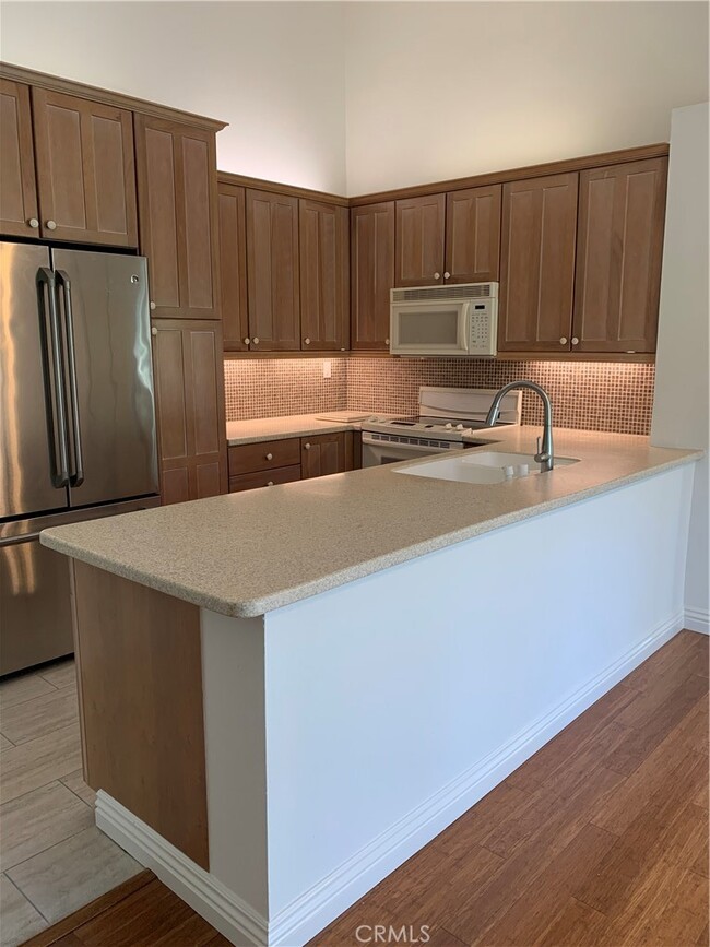 Building Photo - 13 Campton Pl
