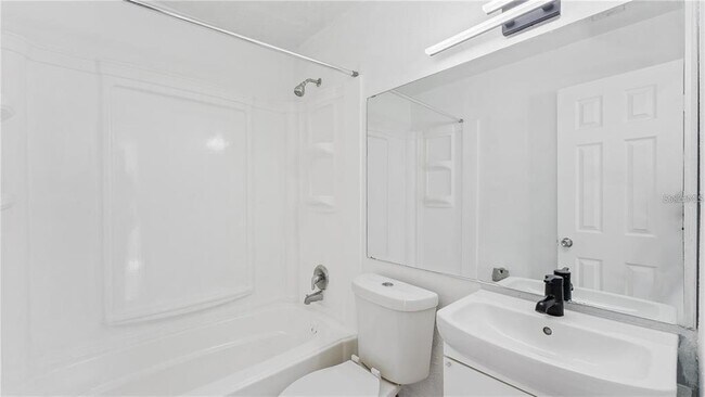 Building Photo - 4447 Ivey Ct