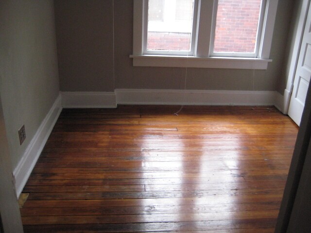 Bedroom - 2569 Summit St