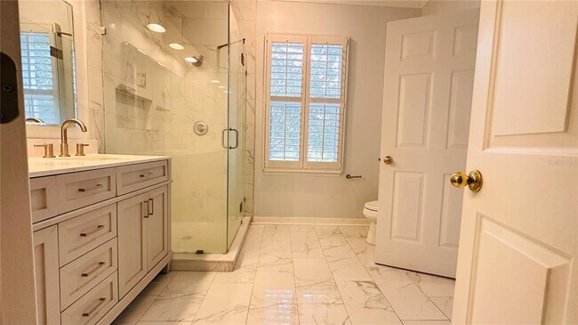 Building Photo - 622 Wisteria Ln