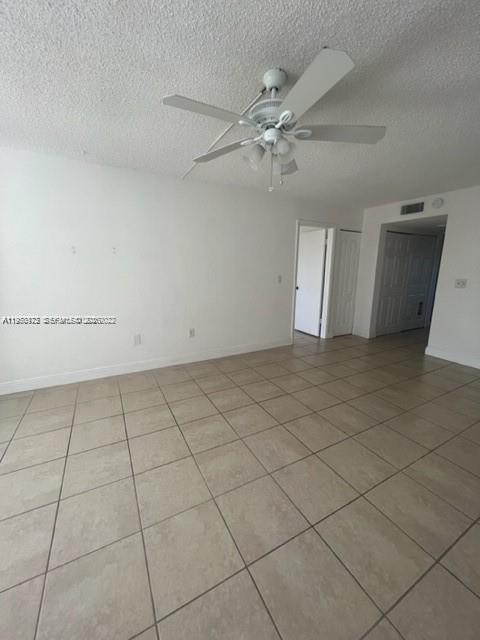 Building Photo - 6670 Royal Palm Blvd