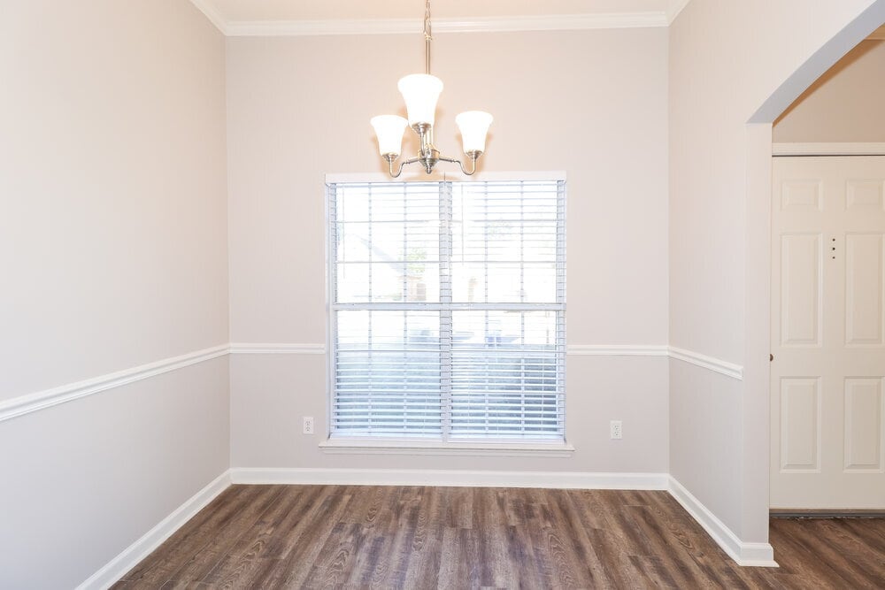 Building Photo - 10088 Cross Valley Dr