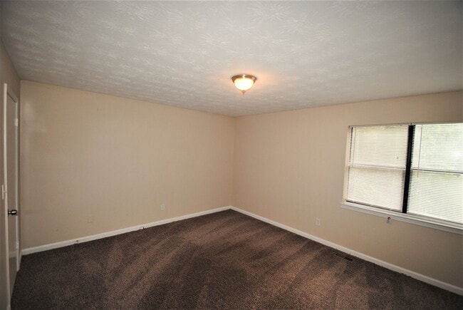 Building Photo - 1888 Cedar Chase Dr