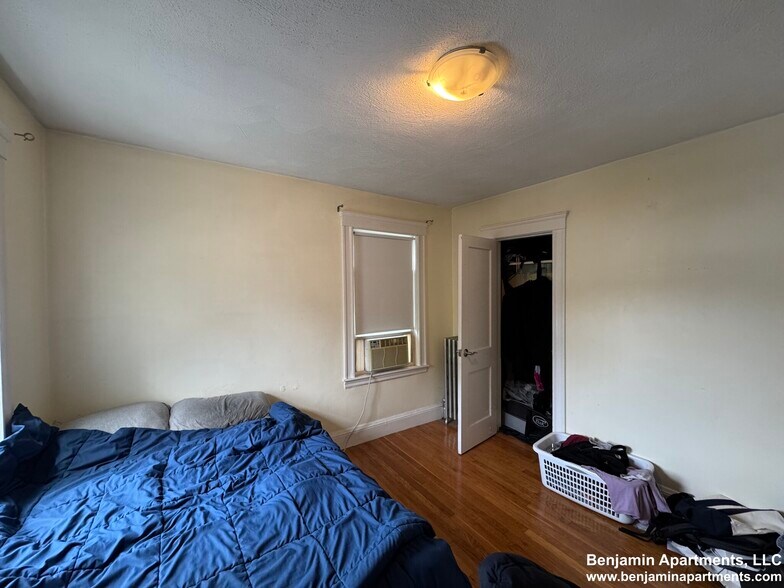 Building Photo - 60 Litchfield St