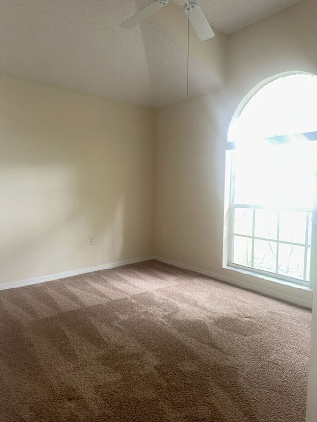 Building Photo - WEST BAY