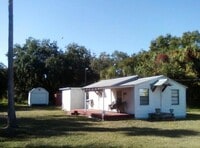 Building Photo - 7205 S Manhattan Ave