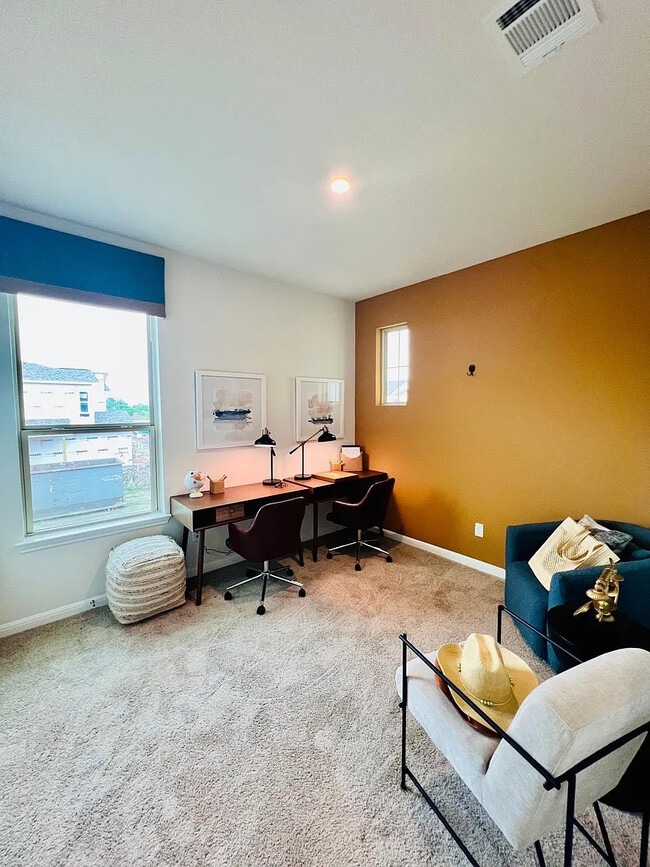 Building Photo - Room in Townhome on Cowbird Path