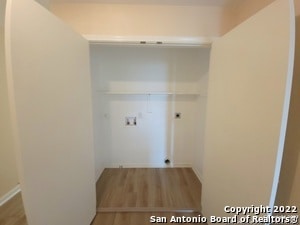 Building Photo - 10527 Hunters Pond